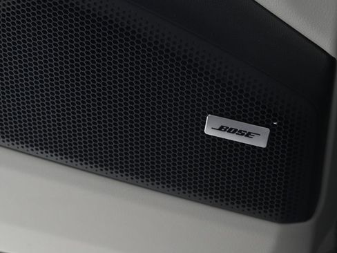 New 2025 Porsche Macan 4S Electric image 20