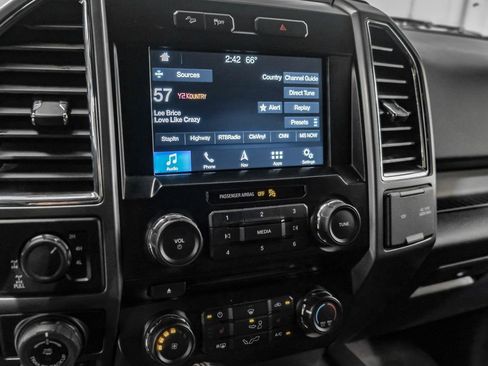 Used 2016 Ford F150 XLT w/ Equipment Group 302A Luxury image 23