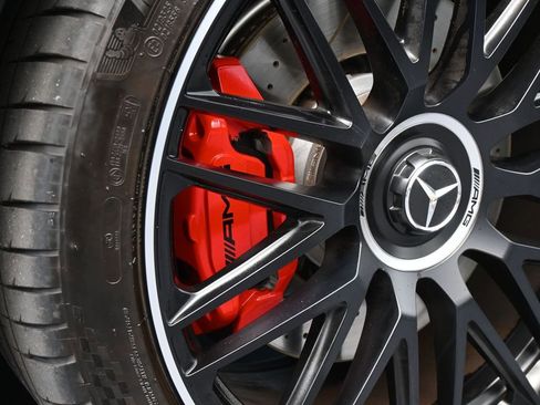 Used 2025 Mercedes-Benz S 63 AMG S image 51