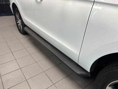 Used 2024 Ford Expedition Limited RWD image 12