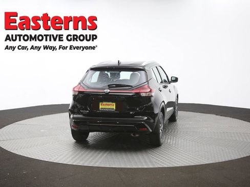 Used 2023 Nissan Kicks SV FWD image 37