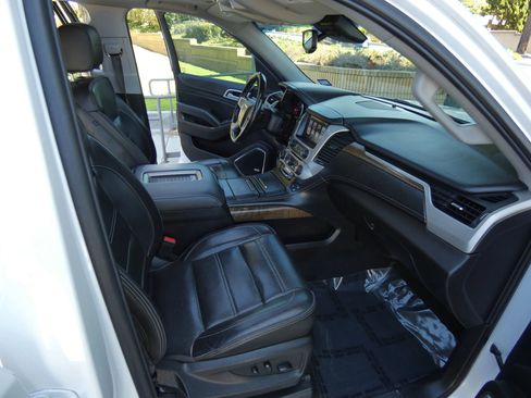 Used 2018 GMC Yukon Denali w/ Denali Ultimate Package image 30