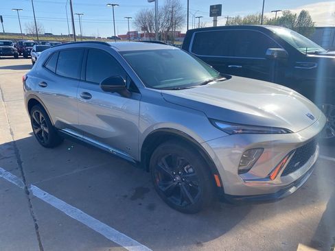 Used 2024 Buick Envision Sport Touring image 1