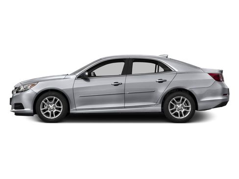Used 2016 Chevrolet Malibu LT w/ Power Convenience Package FWD image 3