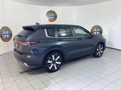 Used 2025 Mitsubishi Outlander SE AWD/4WD image 20