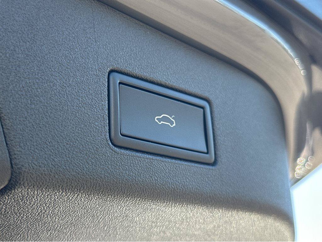 Used 2023 Volkswagen ID.4 S RWD image 37