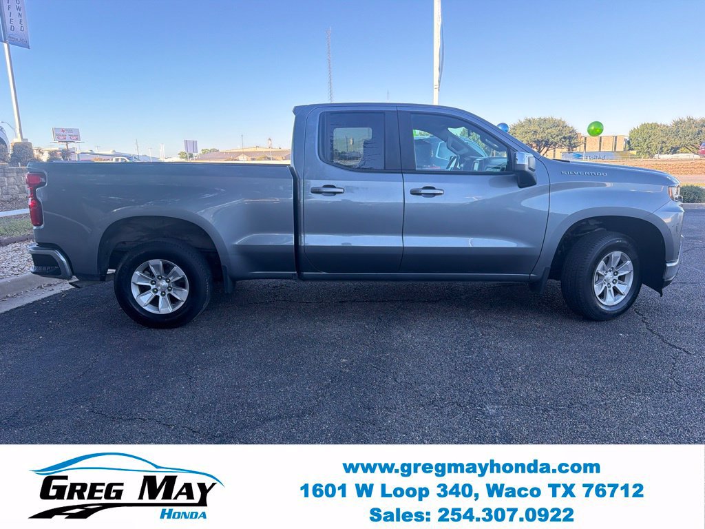 Used 2020 Chevrolet Silverado 1500 LT w/ Texas Edition RWD image 2
