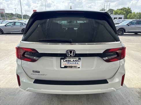New 2026 Honda Odyssey EX-L image 5