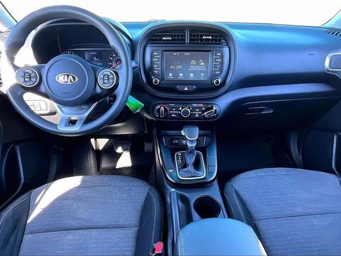 Used 2020 Kia Soul S image 15