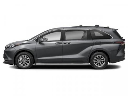New 2026 Toyota Sienna LE FWD image 3