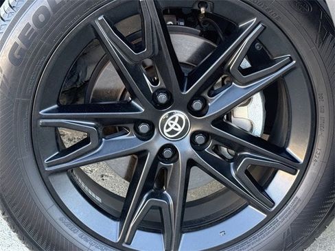 Used 2025 Toyota Grand Highlander AWD image 10