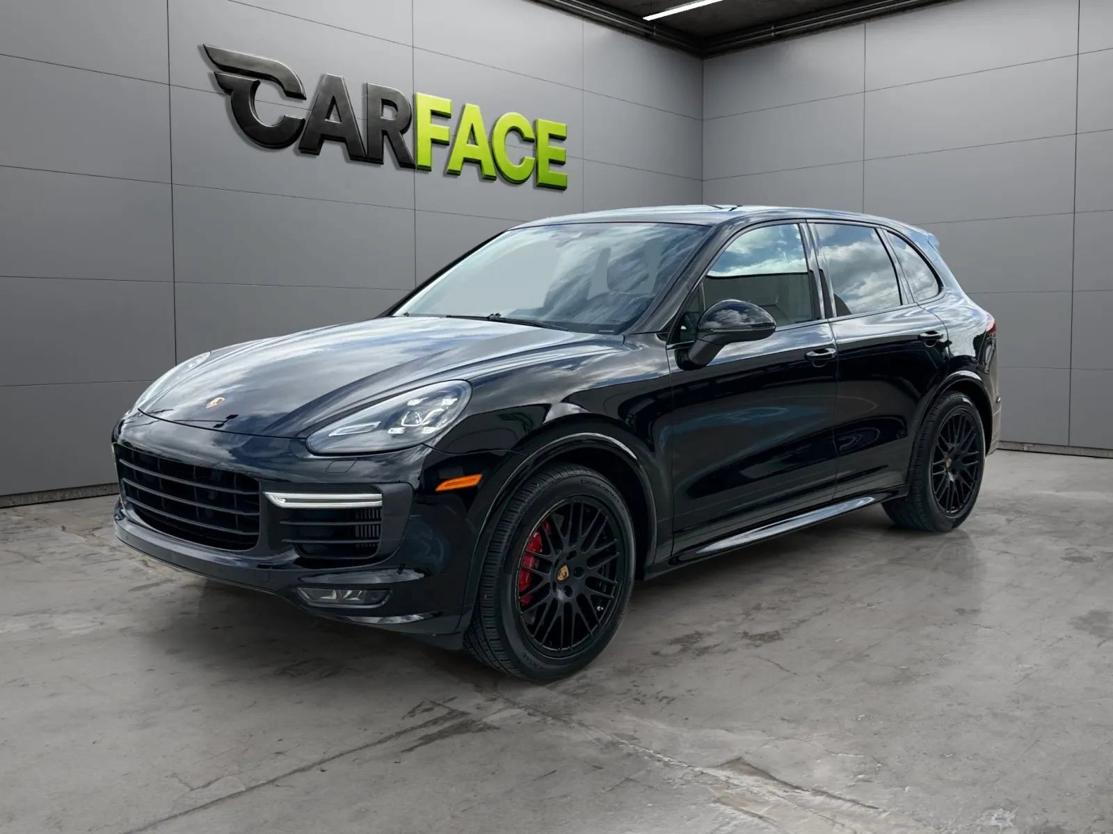 Used 2016 Porsche Cayenne GTS AWD/4WD image 5