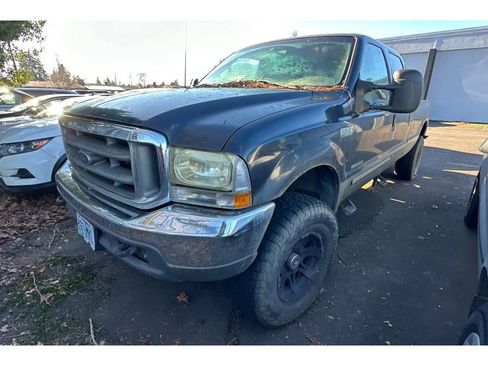 Used 2000 Ford F350 Lariat image 2