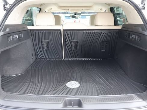 Used 2023 Buick Envision Avenir AWD/4WD image 19