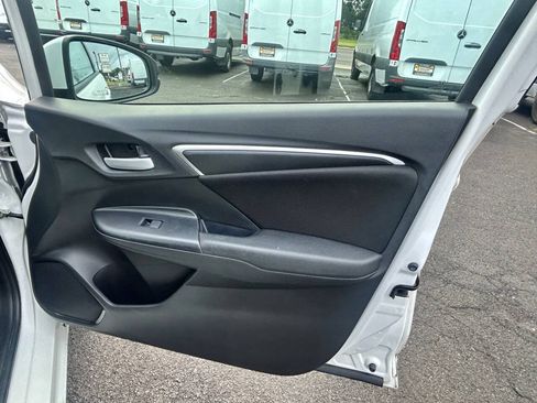 Used 2020 Honda Fit LX image 16
