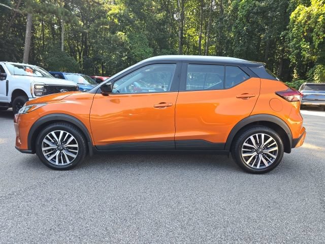 Used 2022 Nissan Kicks SV FWD image 3