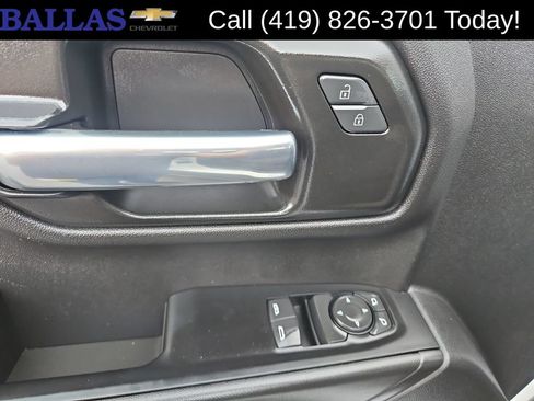 Certified 2025 Chevrolet Silverado 1500 W/T RWD image 24
