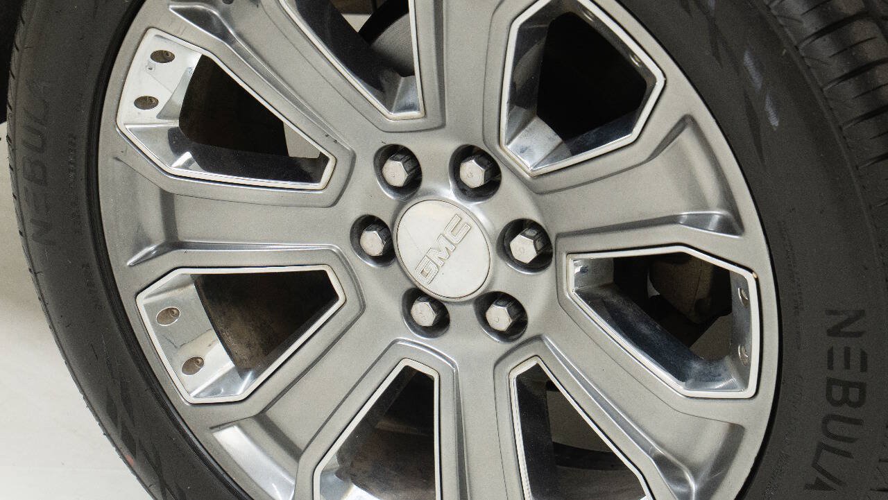 Used 2016 GMC Yukon Denali w/ Open Road Package AWD/4WD image 70