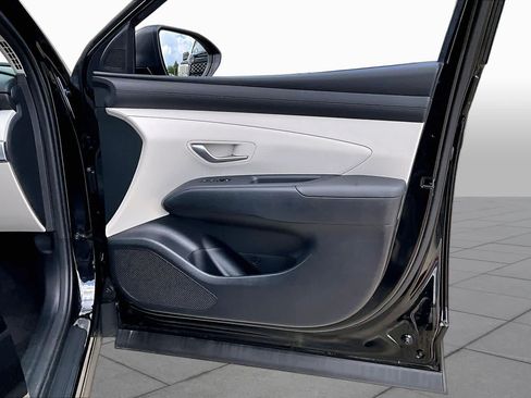 Certified 2025 Hyundai Tucson SEL FWD image 21