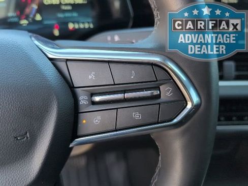 Used 2025 Chevrolet Equinox LT image 17