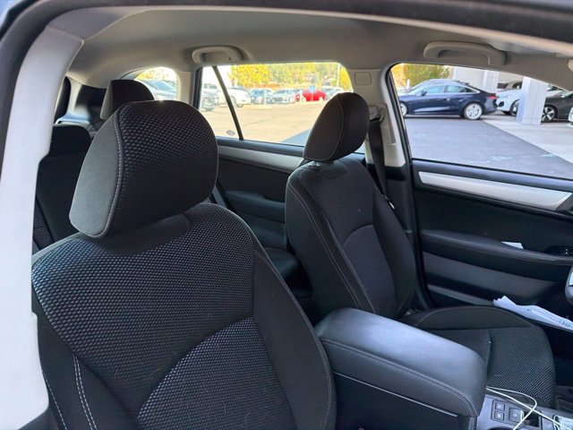 Used 2018 Subaru Outback 2.5i AWD/4WD image 10