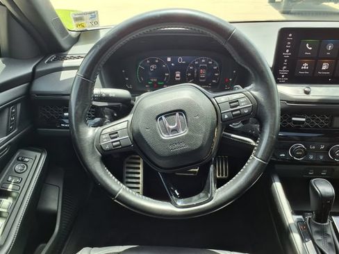 Used 2023 Honda Accord Sport image 19