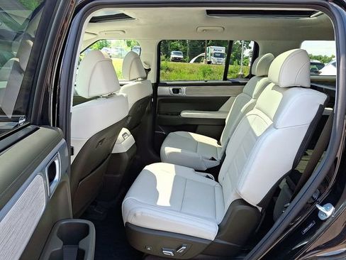 Certified 2025 Hyundai Santa Fe Calligraphy AWD/4WD image 10