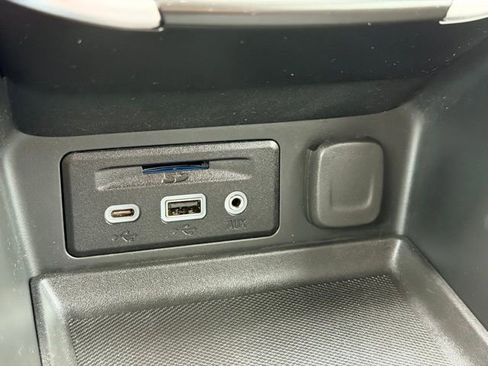 Certified 2024 GMC Terrain SLT w/ LPO, Floor Liner Package image 17