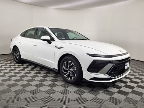 New 2026 Hyundai Sonata Blue image 6