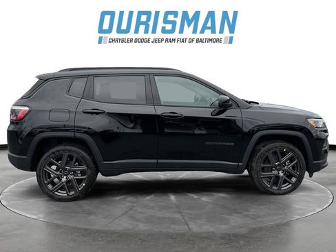 New 2026 Jeep Compass Latitude image 7