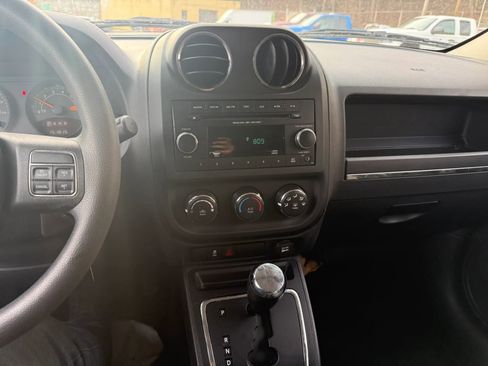 Used 2015 Jeep Patriot Sport w/ Power Value Group image 10