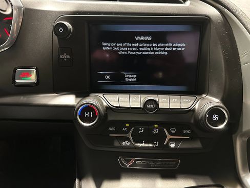 Used 2019 Chevrolet Corvette Stingray Coupe w/ 1LT image 28