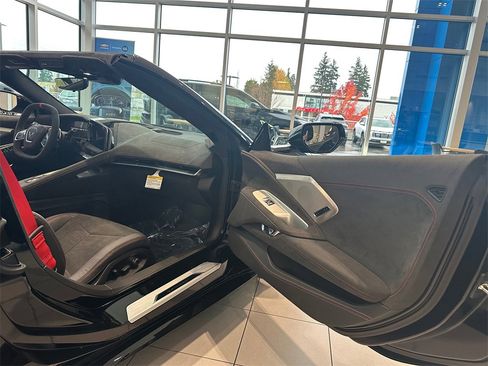 New 2026 Chevrolet Corvette Stingray Premium Conv w/ Z51 Performance Package image 11