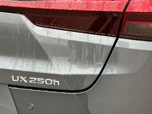 Certified 2024 Lexus UX 250h 250h Base image 31
