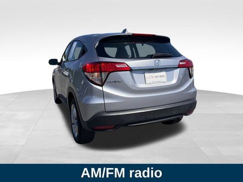 Used 2021 Honda HR-V LX image 3