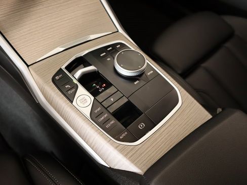 Used 2025 BMW 330i 330i image 10