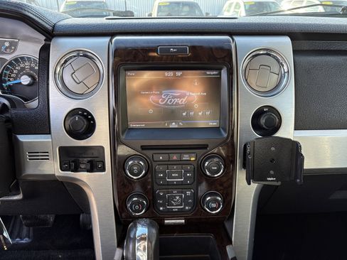 Used 2013 Ford F150 Platinum image 17