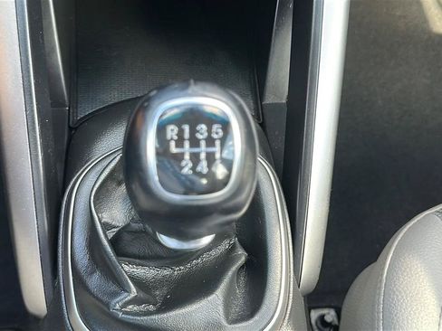 Used 2013 Hyundai Veloster w/ Style Pkg FWD image 33