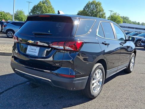 Used 2024 Chevrolet Equinox LT FWD image 9
