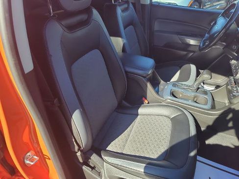 Used 2021 Chevrolet Colorado Z71 w/ Safety Package image 24