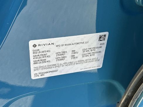 Used 2023 Rivian R1S Adventure image 22