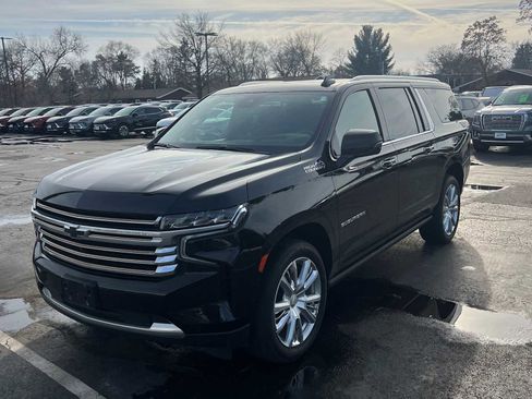 Certified 2023 Chevrolet Suburban High Country image 1