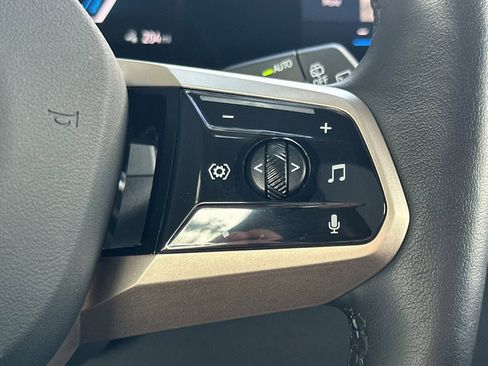 Used 2025 BMW iX xDrive50 w/ Sport Package image 33