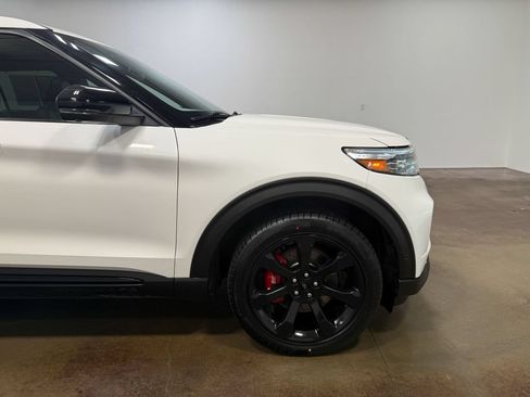 Used 2021 Ford Explorer ST w/ ST Street Pack AWD/4WD image 31