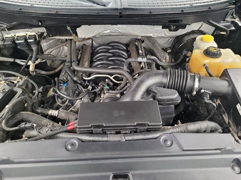 Used 2014 Ford F150 Platinum image 30