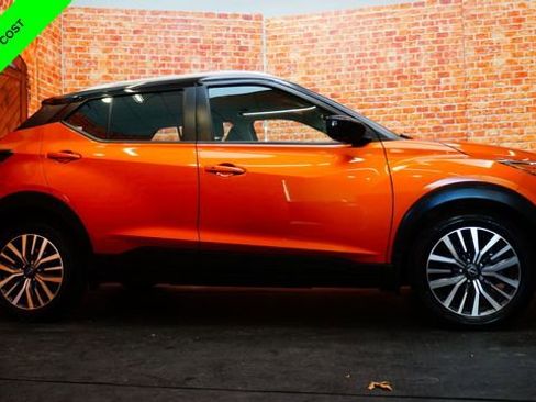 Certified 2024 Nissan Kicks SV image 8