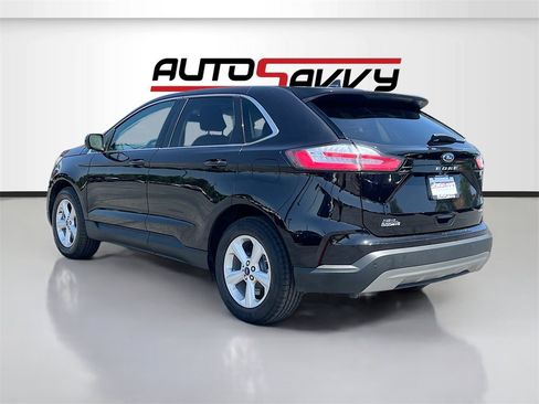 Used 2024 Ford Edge SEL image 5