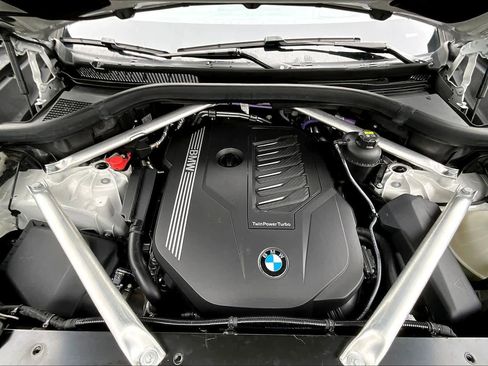 Used 2023 BMW X6 xDrive40i w/ Executive Package image 31