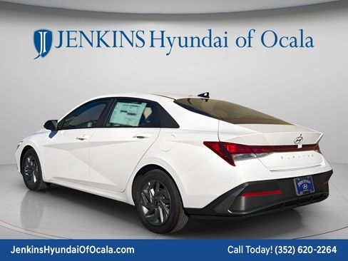 New 2026 Hyundai Elantra Sport FWD image 7