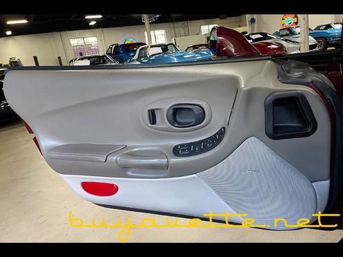 Used 2003 Chevrolet Corvette Convertible w/ Preferred Equipment Group1 image 24